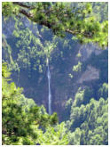 Blick zum Skakavac-Wasserfall
